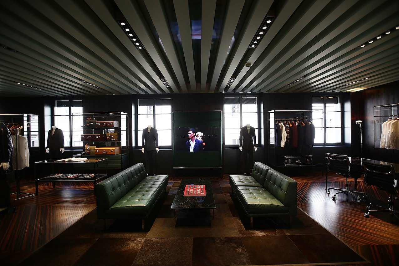Prada Presents A Special Display In Its Milan Montenapoleone Uomo Store Designed By OMA And 2x4 And Inspired From The Video And Digital World