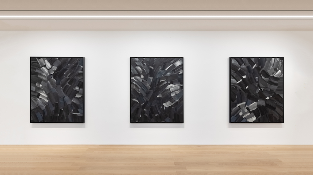 Installation view of Lee Bae’s solo exhibition "Paradigm of Charcoal" at Perrotin Hong Kong, 2021. Courtesy of the artist and Perrotin.
