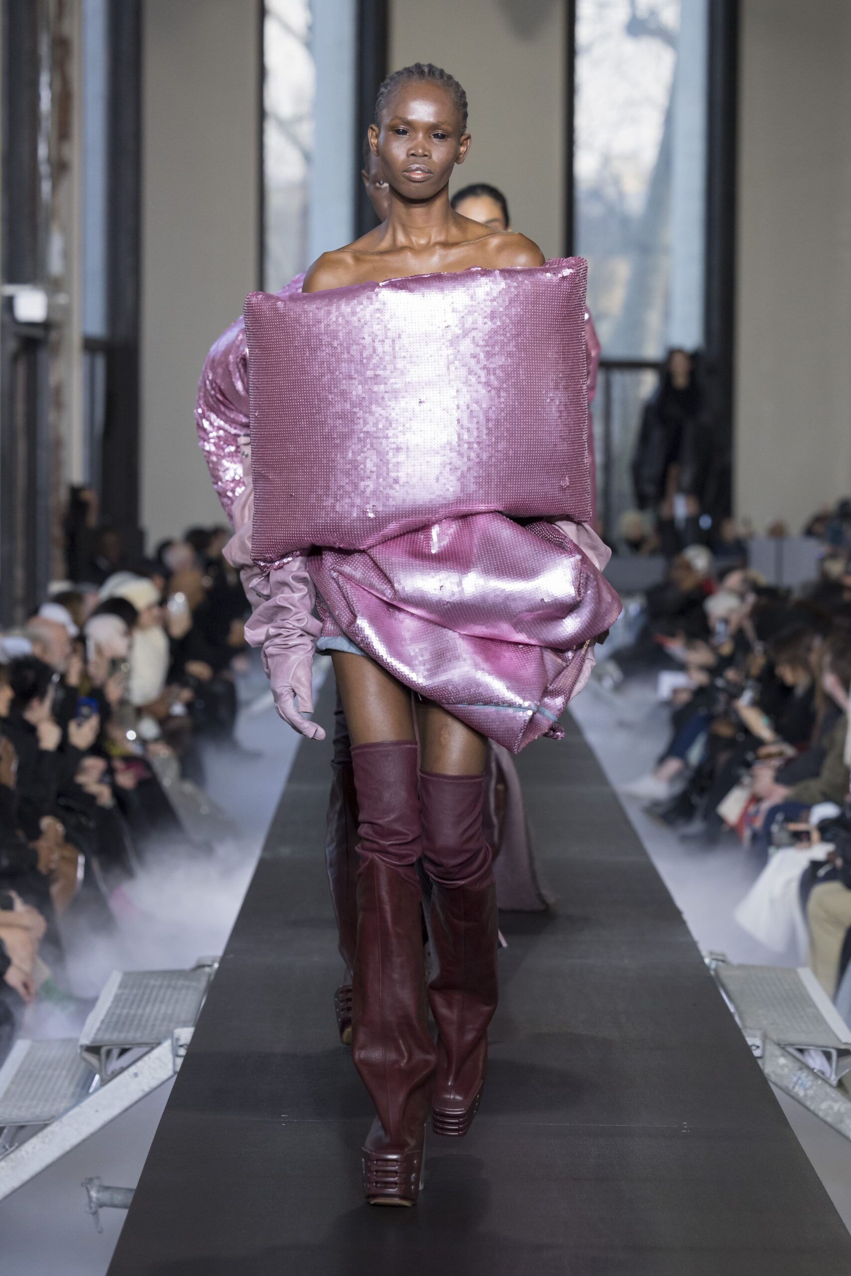 Avant-Garde Fall Menswear : luxor