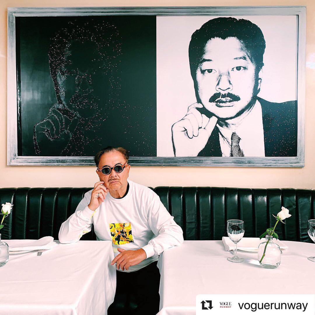 Mr Chow in front of Andy Warhol portrait in LA 2023