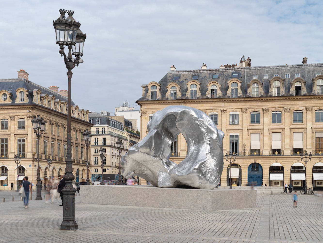 Urs Fischer at Place Vendôme with Gagosian