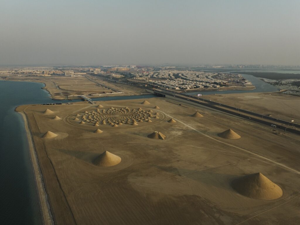 Aerial view of Jim Denevan, "Self Similar" at Manar Abu Dhabi, photo by Lance Gerber.
