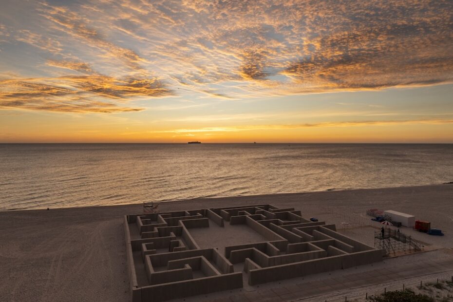 Installation view of “Maze: Journey Through the Algorithmic Self” (2023) on Faena Beach