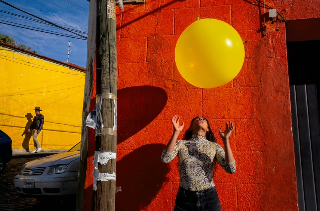 Veuve Clicquot and Magnum Photos Exhibition at Milan Design Week with photographer Alex Webb