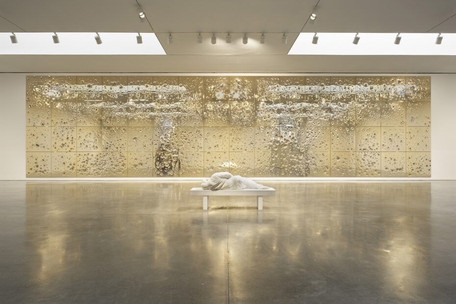 Installation view, "Maurizio Cattelan: Sunday," Gagosian, West 21st Street, New York