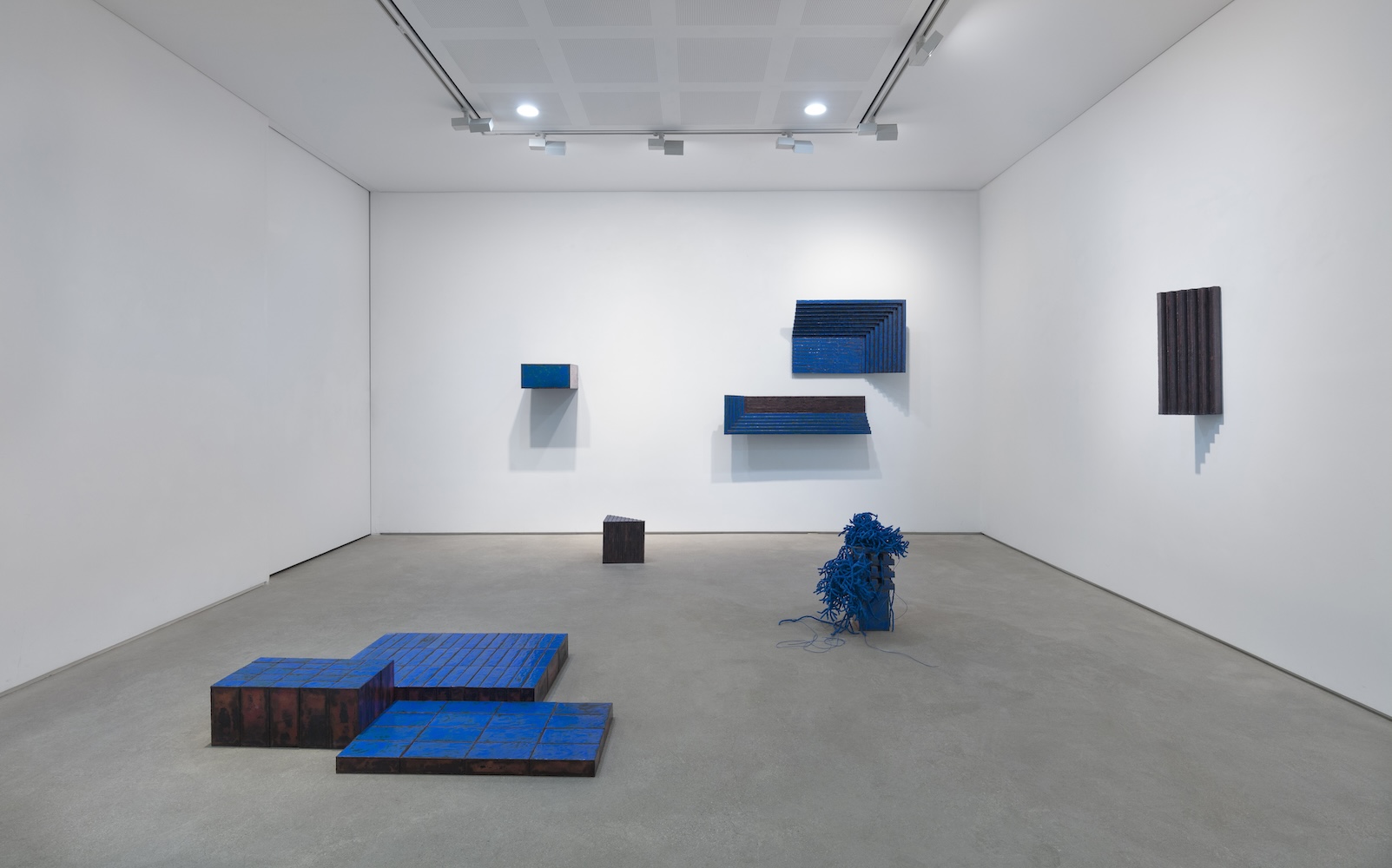 Kwangho Lee, installation view of “Composition in Blue,” 2020, at Leeahn gallery in Seoul,