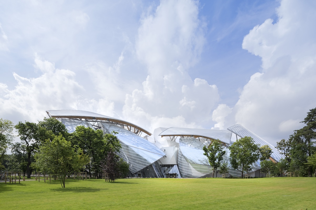 Fondation Louis Vuitton by Frank Gehry