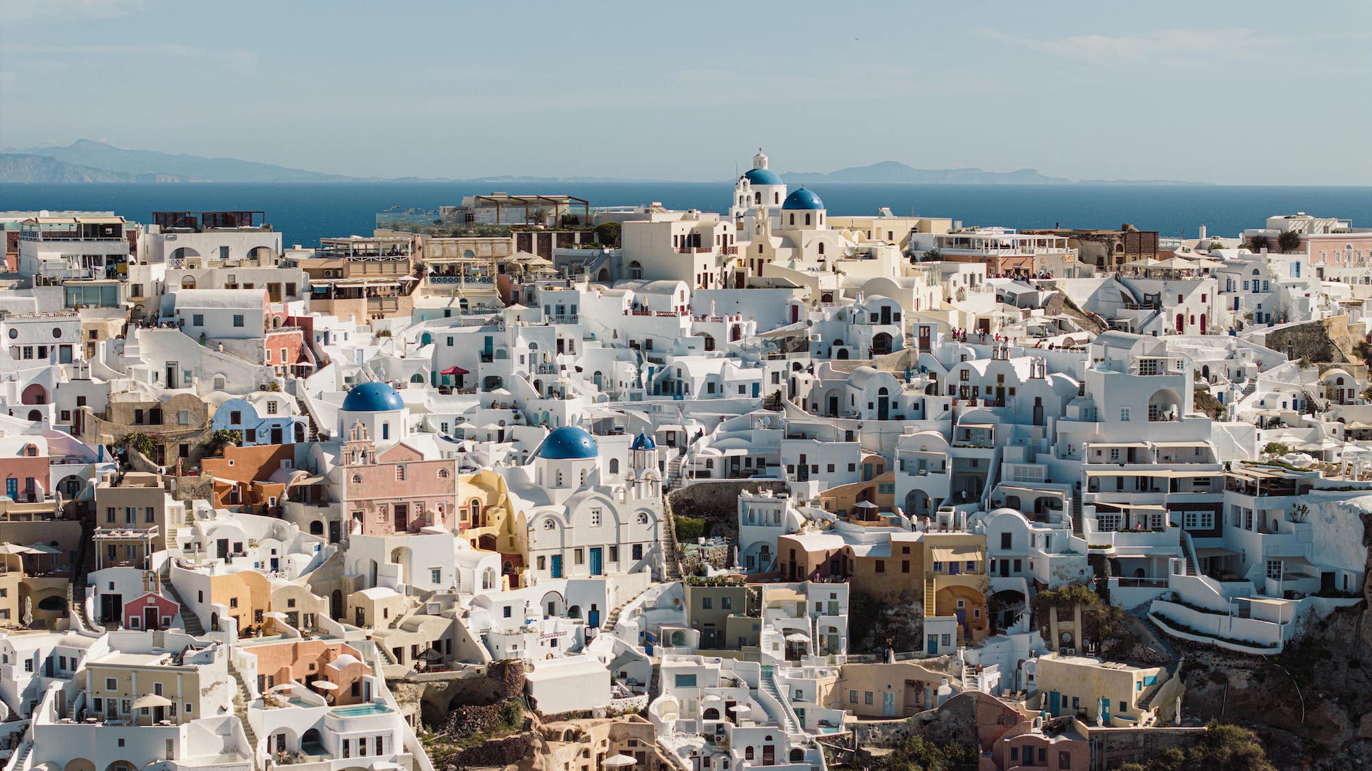 Domes Novos Santorini