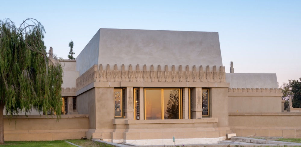 The Hollyhock House