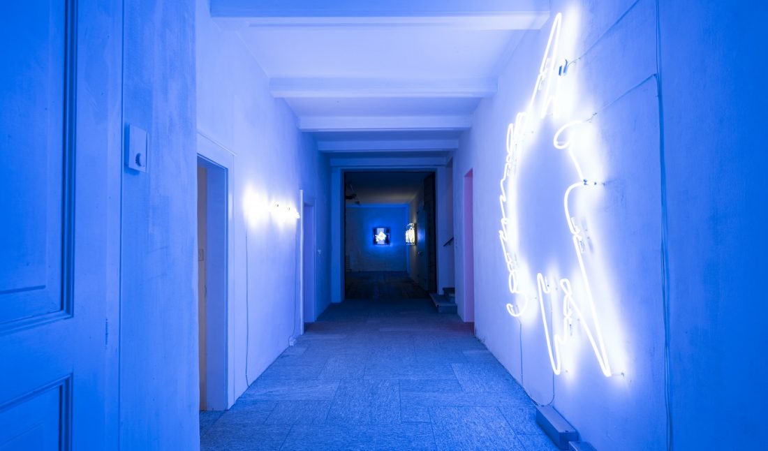 Installation "Lightness“ by Brigitte Kowanz at Curuna Ardez.