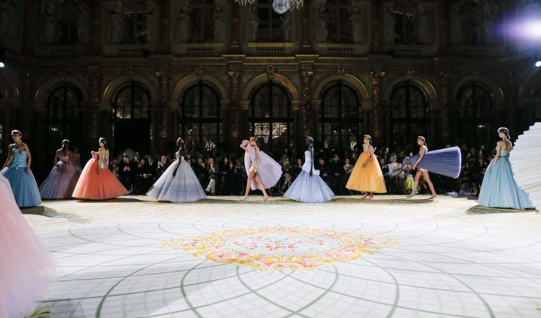 Viktor & Rolf Haute Couture SS23